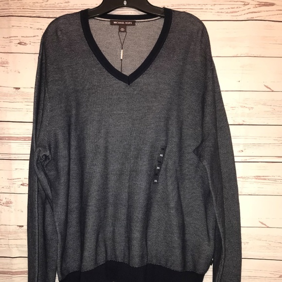 Michael Kors Men's Tuck Stitch V-Neck Navy Sweater - Picture 3 of 8